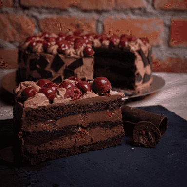 Tort cu ciocolată și vișine